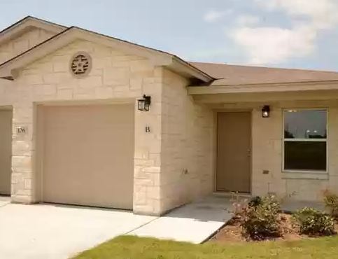 106 Lowes Boulevard - B